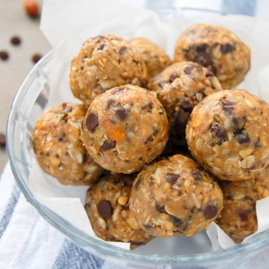 Peanut Butter Protein Balls