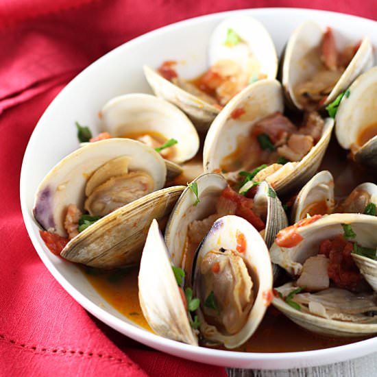 Clams with Smoky Bacon & Tomatoes