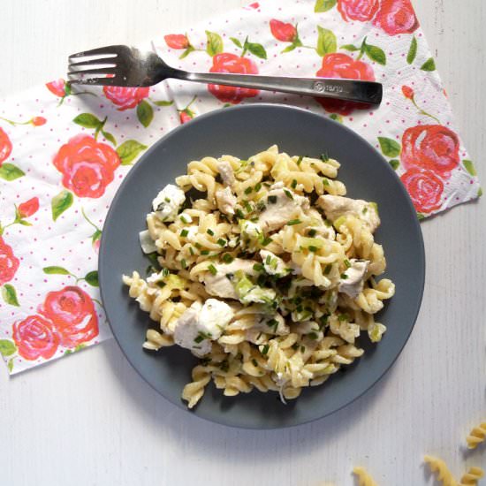 Fusilli with Chicken and Feta