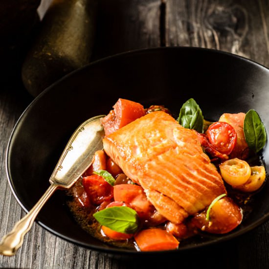 Salmon Sauce Vierge