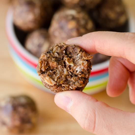 Chocolate Chip Energy Bites