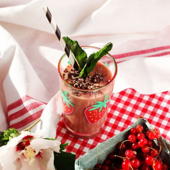 Roasted Strawberry Mint Smoothie