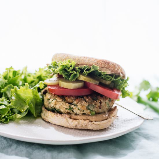 Cauliflower Falafel Veggie Burgers