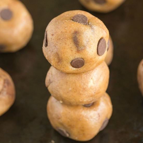 Healthy No Bake Banana Bread Bites