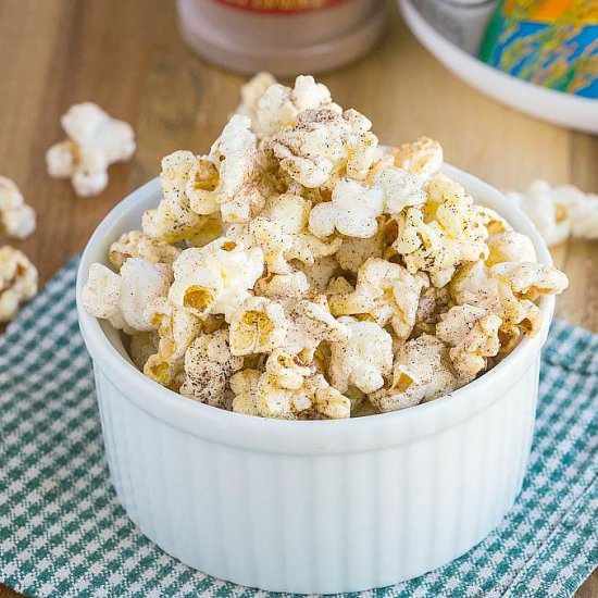 Easy Cinnamon Bun Popcorn