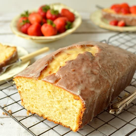 Lemon & Cardamom Pound Cake