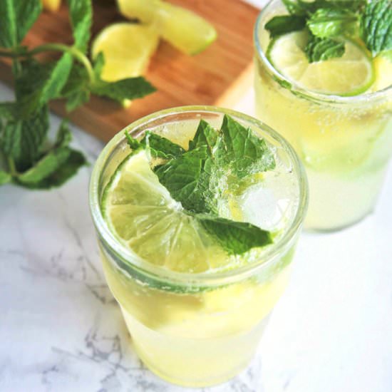 Pineapple Rum Mojito