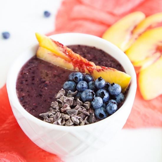 Blueberry Peach Smoothie Bowl