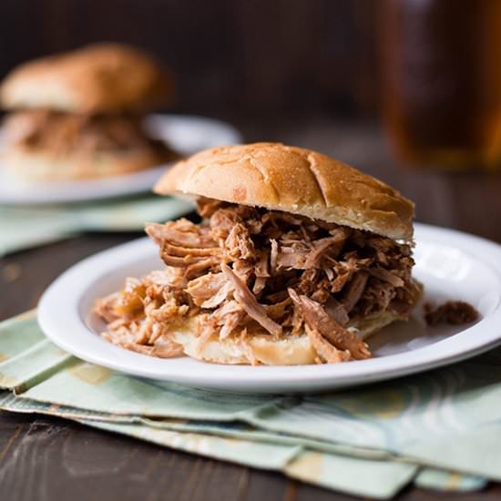 Best Crock Pot Pulled Pork Sandwich