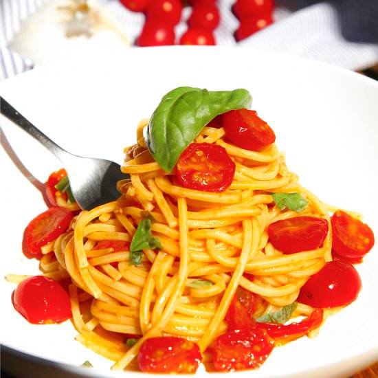 Cherry Tomatoes Spaghetti