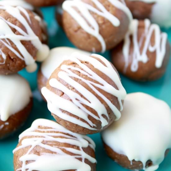PB White Chocolate Protein Balls