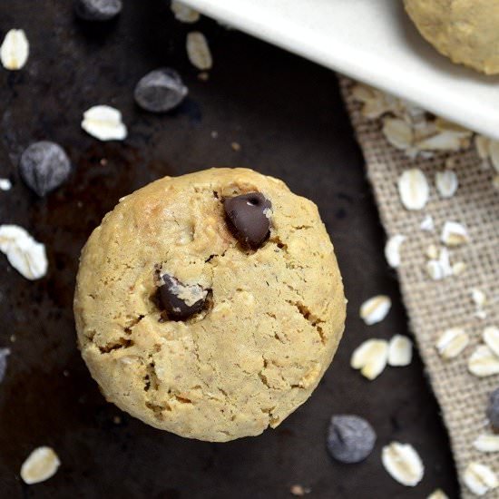 Almond Oatmeal Cookies