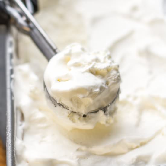 Easy No Churn Vanilla Ice Cream