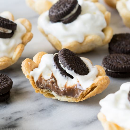 Mini Cookies and Cream Hazelnut Pie