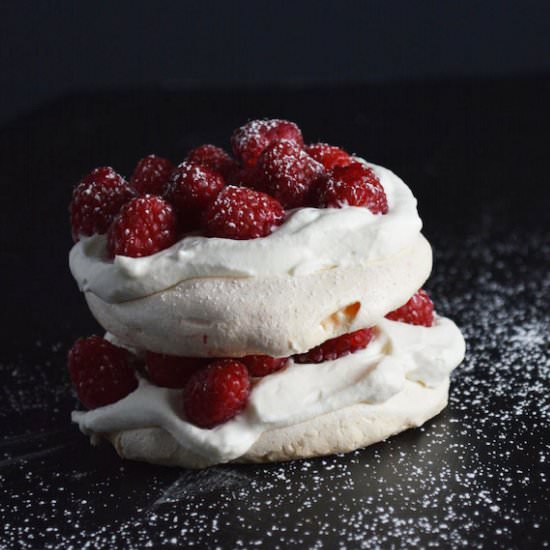 Raspberry Pavlova