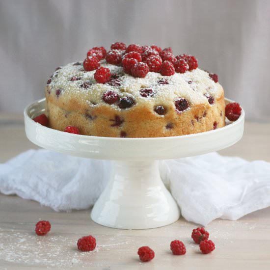 Raspberry & elderflower cake