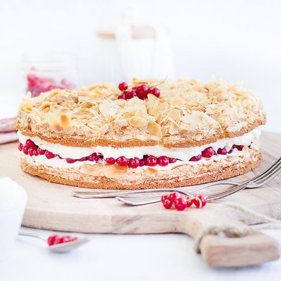 Redcurrant Meringue Cream Cake