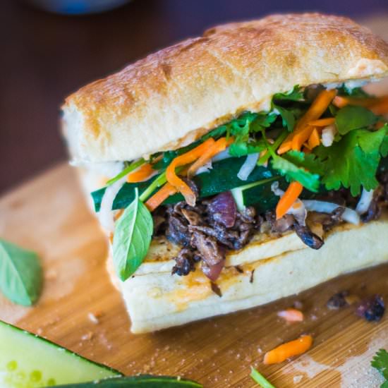 Shredded Mushrooms + Tofu Bánh Mì