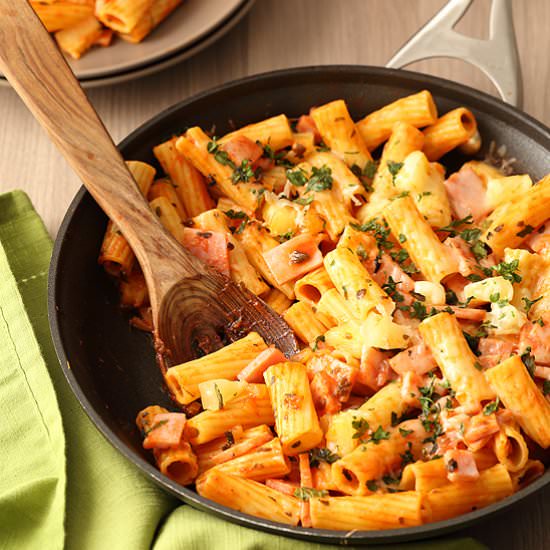 Hawaiian Pizza Pasta