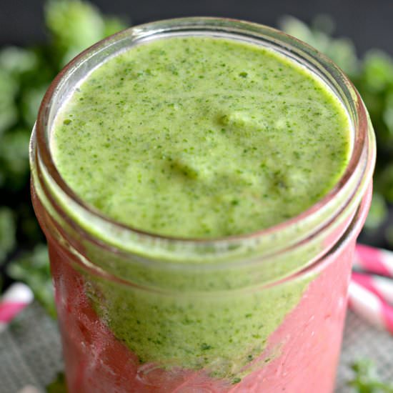 Kale Strawberry Pineapple Smoothie