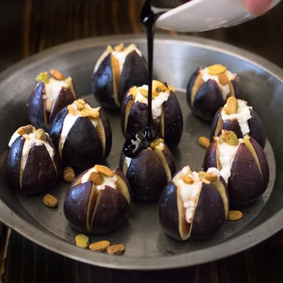 Warm Figs with Goat Cheese