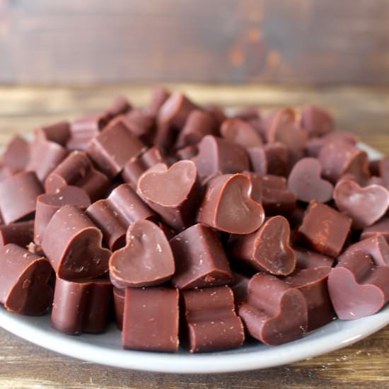 Easy Homemade Paleo Chocolate