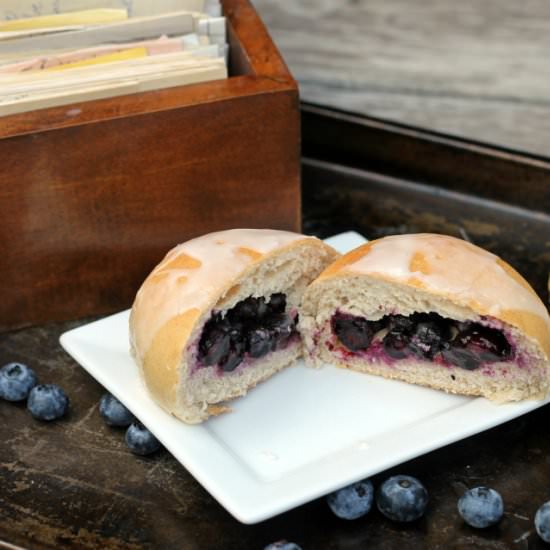 Blueberry Stuffed Buns