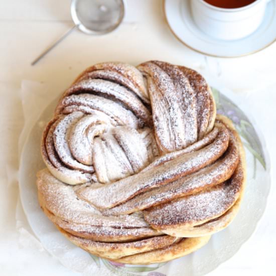 Russian Rose Cinnamon Bread