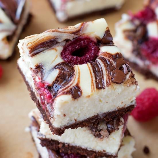 Raspberry Nutella Cheesecake Bars