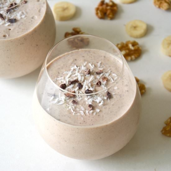 Banana Nut Smoothie with Lucuma