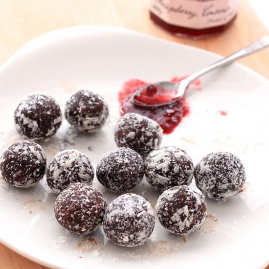 Coco Choc Date Balls