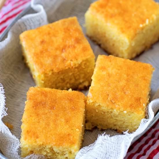 The Best Buttermilk Cornbread