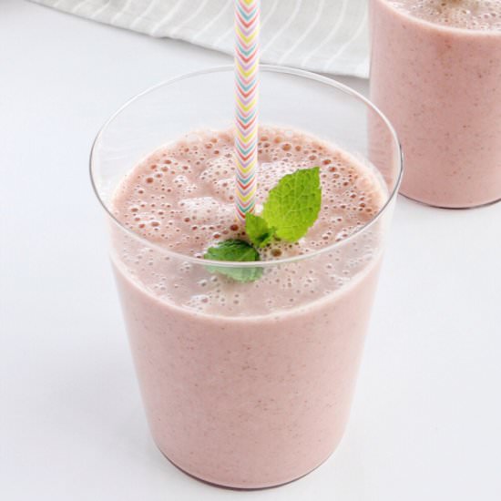 Mint Strawberry Smoothie