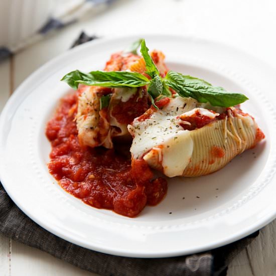 Chicken Parmesan Stuffed Shells