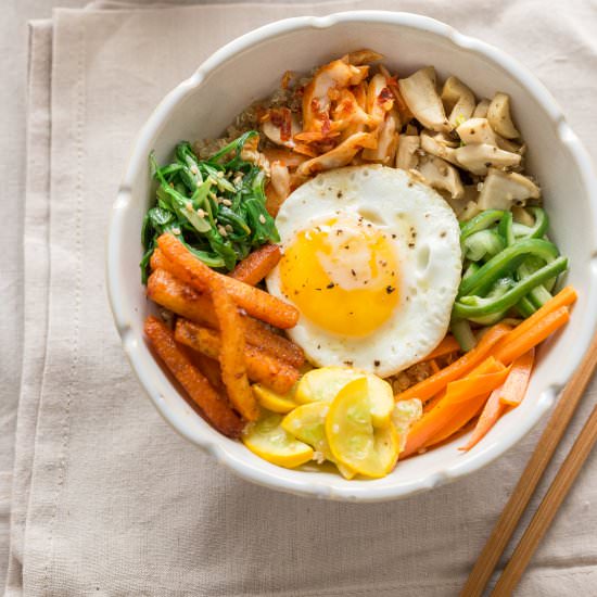 Korean Vegetarian Quinoa Bibimbap