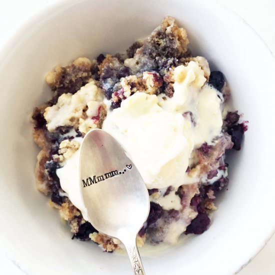 Simple Berry Skillet Cobbler