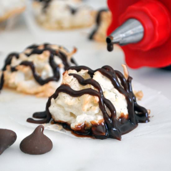 Chocolate-Drizzled Coconut Macaroon