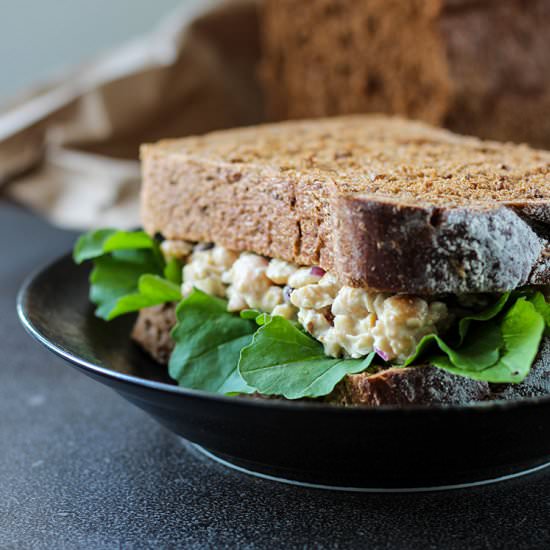Chickpea salad sandwich