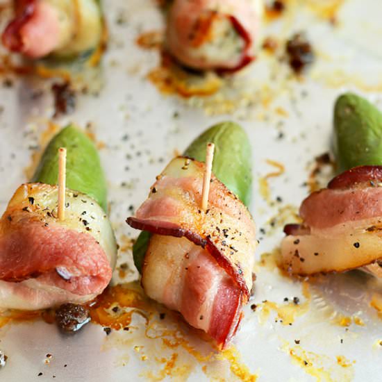 Bacon Wrapped Jalapeño Poppers