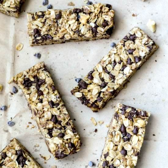 Chocolate Chip Walnut Granola Bars