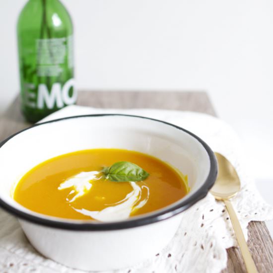 Simple Pumpkin Soup