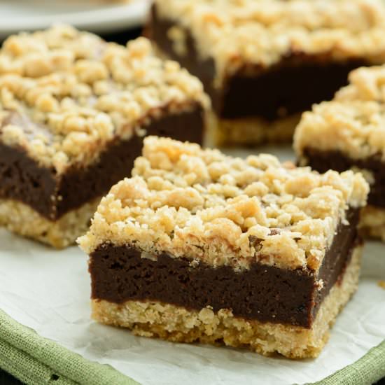 Fudgy Oatmeal Bars