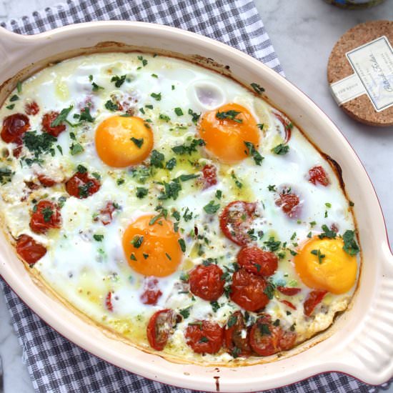 Baked Eggs w/ Roasted Cherry Tomato