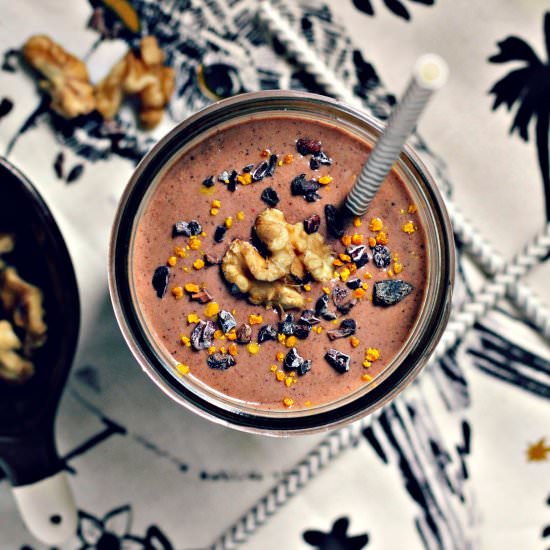 Spiced Cacao Maca Shake