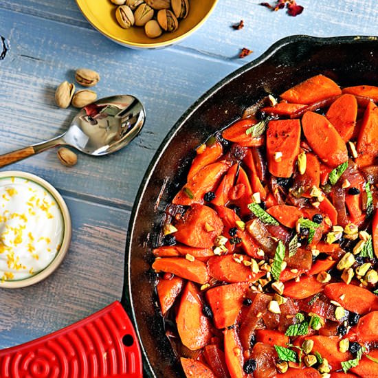 Spicy Uzbeki Carrots with Currants