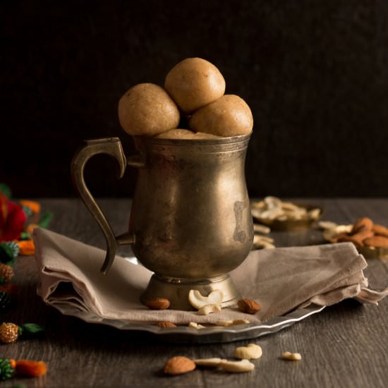 Cashews and Badam Fudge-y Balls