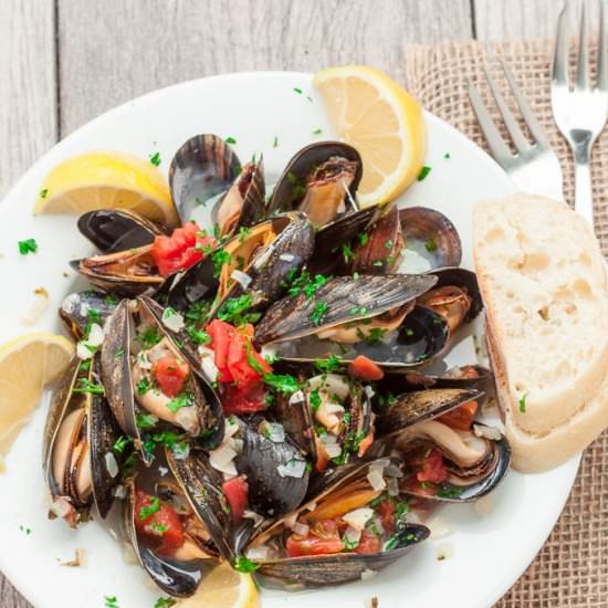 Mussels lemon butter wine