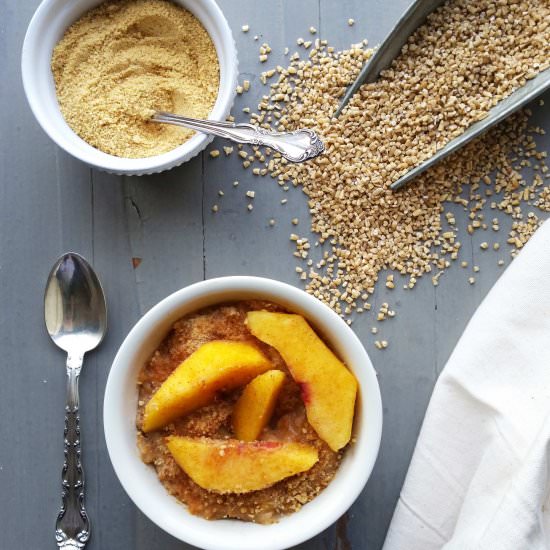Crockpot Peach Crisp Oatmeal