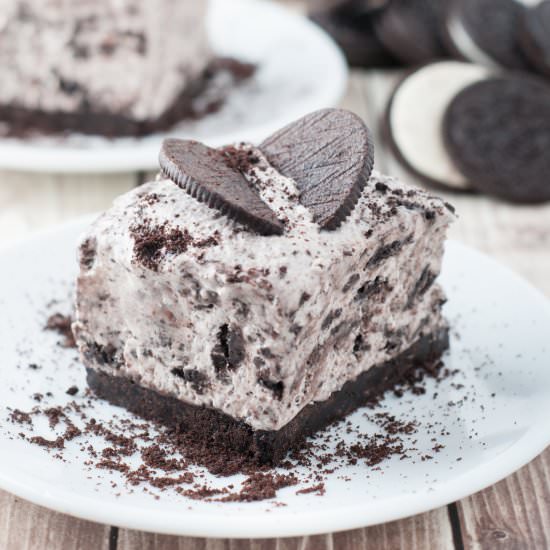 Easy Homemade Oreo Ice Cream Cake