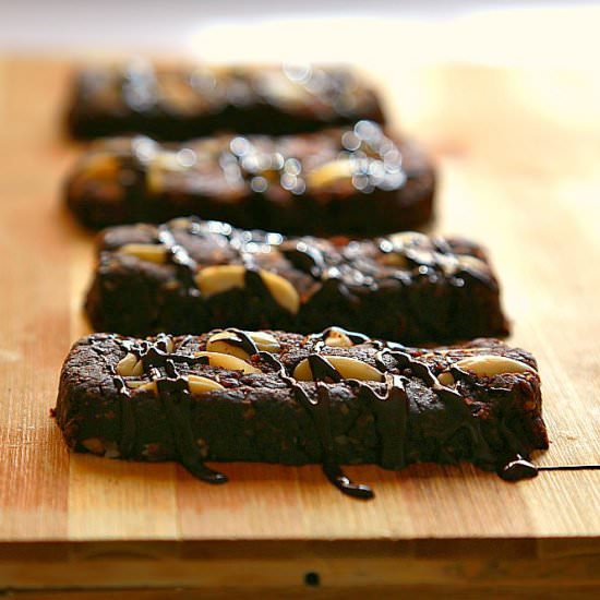 No-bake Spicy chocolate bars